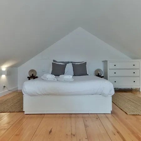 Apartament Loft Martires Da Liberdade By Hosts Porto