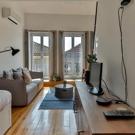 Apartment Loft Martires Da Liberdade By Hosts Porto